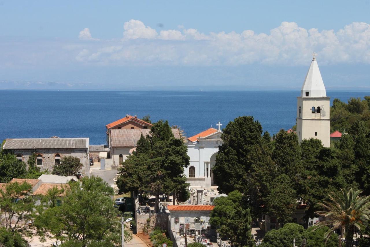Apartment Mali Losinj 7879B エクステリア 写真