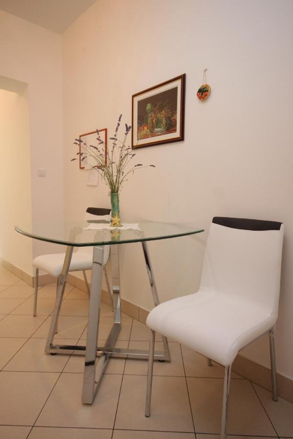 Apartment Mali Losinj 7879B エクステリア 写真