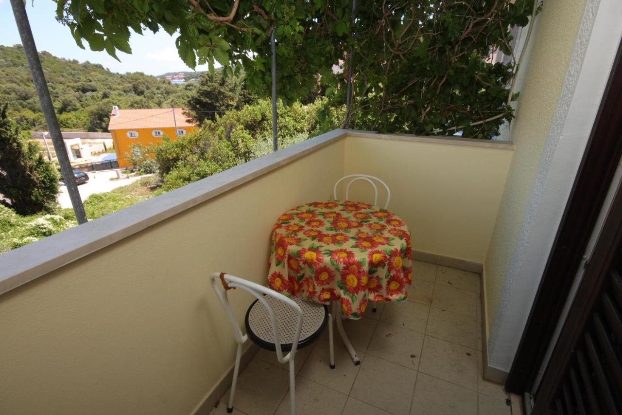 Apartment Mali Losinj 7879B エクステリア 写真